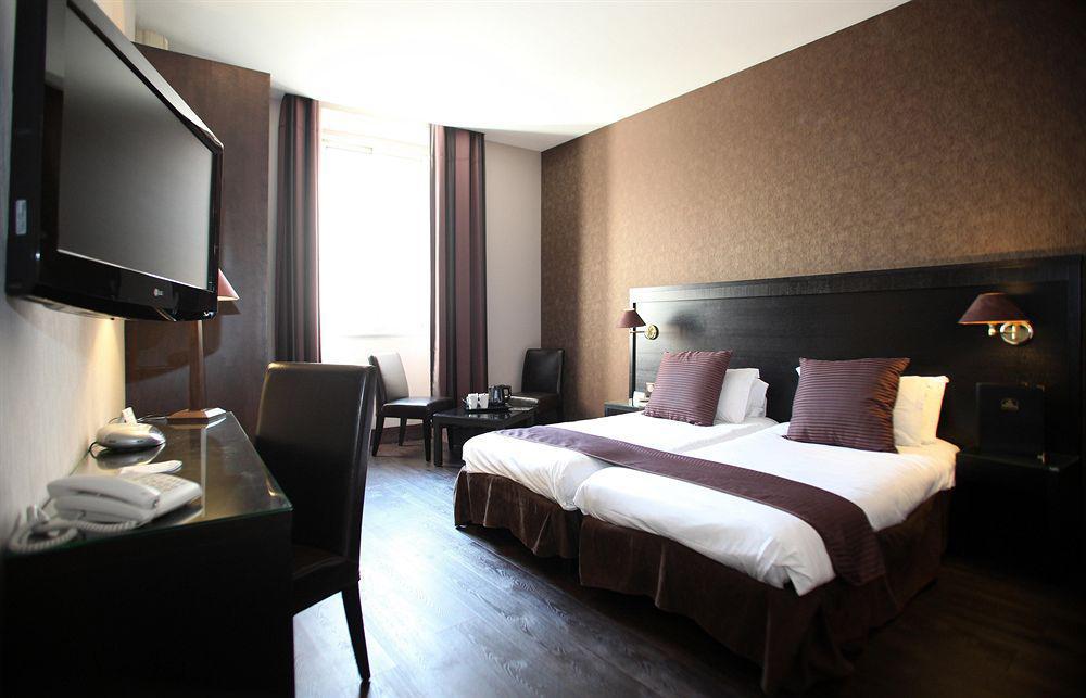 Western Cosy Hotel 4*